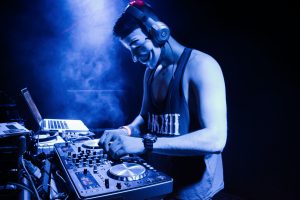 Choosing Best DJ Headphones